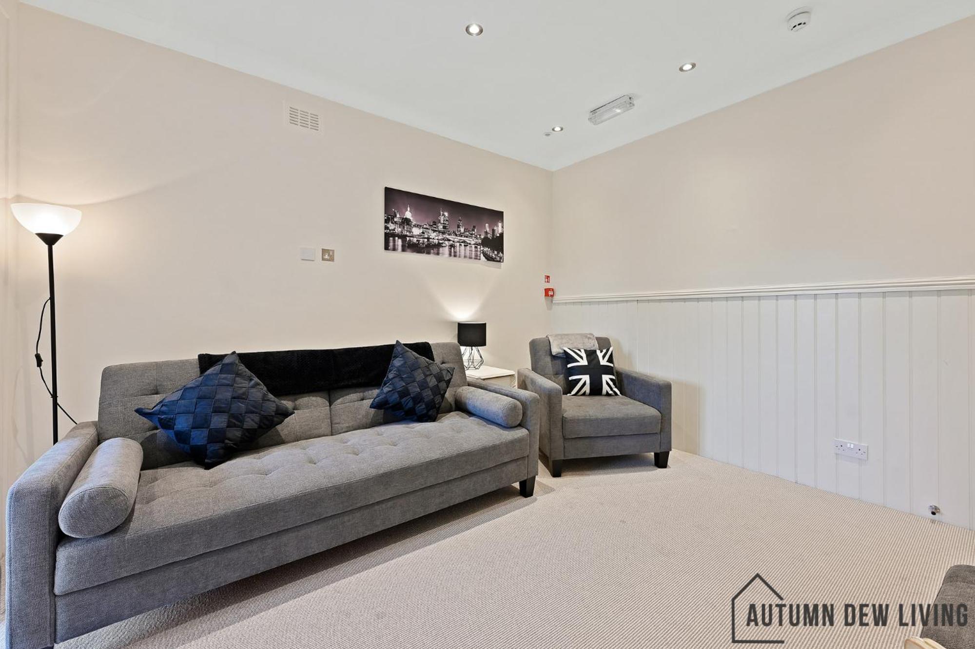 Beautiful 2 King Size Beds 2 Bath- Sleeps 5 In Earls Court Lejlighed London Eksteriør billede